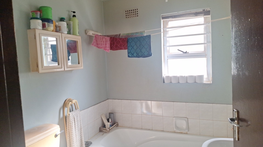 2 Bedroom Property for Sale in Retreat Western Cape